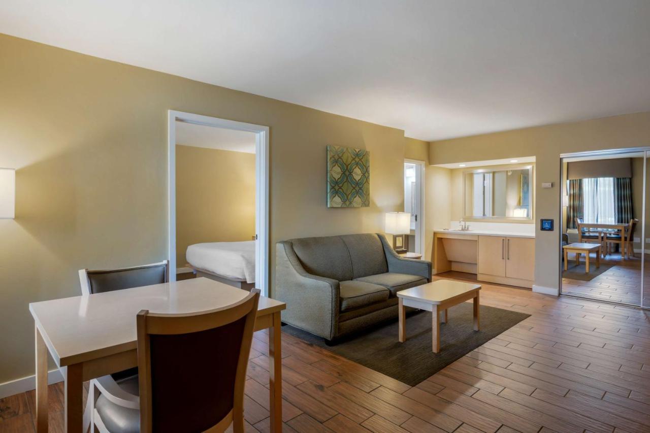 Best Western Plus South Coast Inn Goleta Extérieur photo