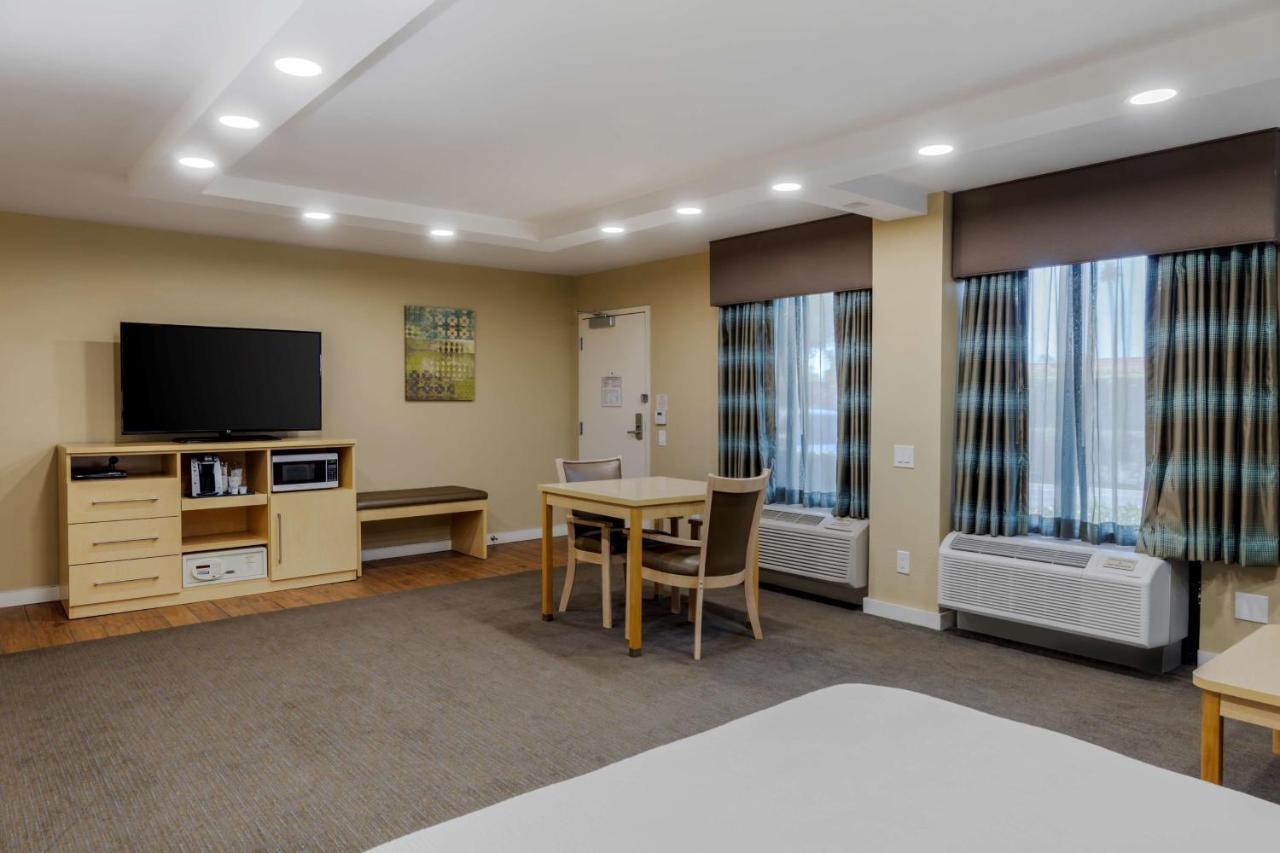 Best Western Plus South Coast Inn Goleta Extérieur photo