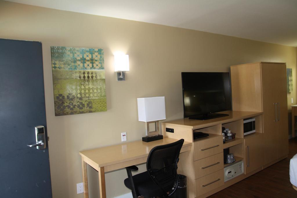 Best Western Plus South Coast Inn Goleta Chambre photo